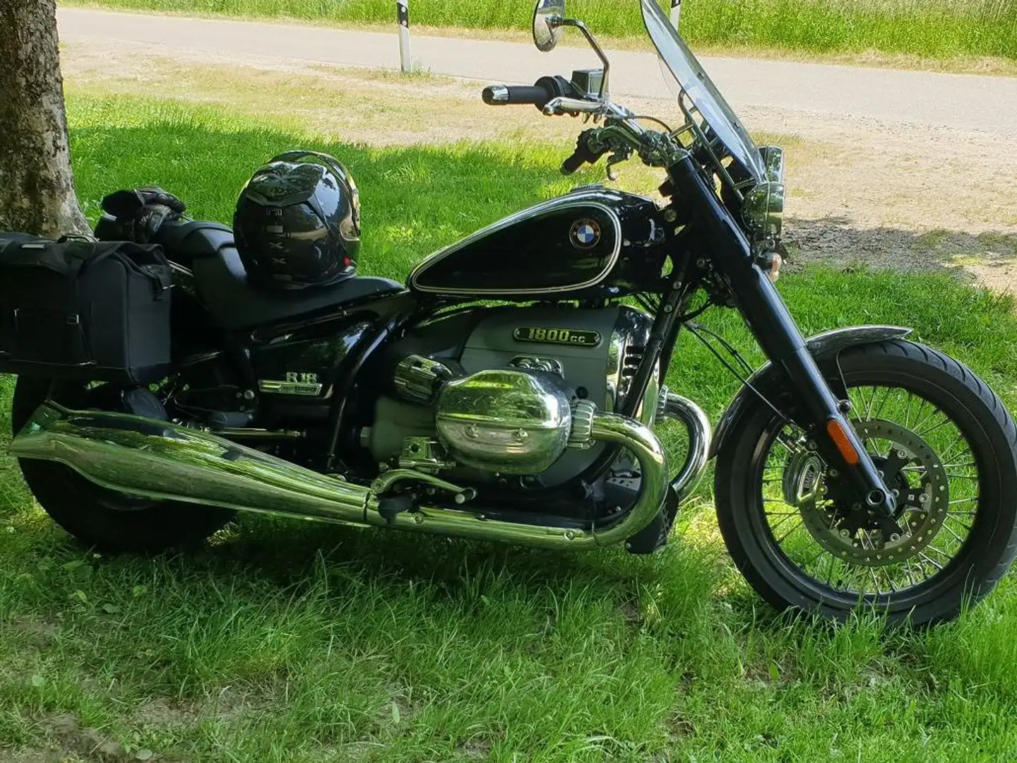 BMW R 18 Classic Schwarz - 1