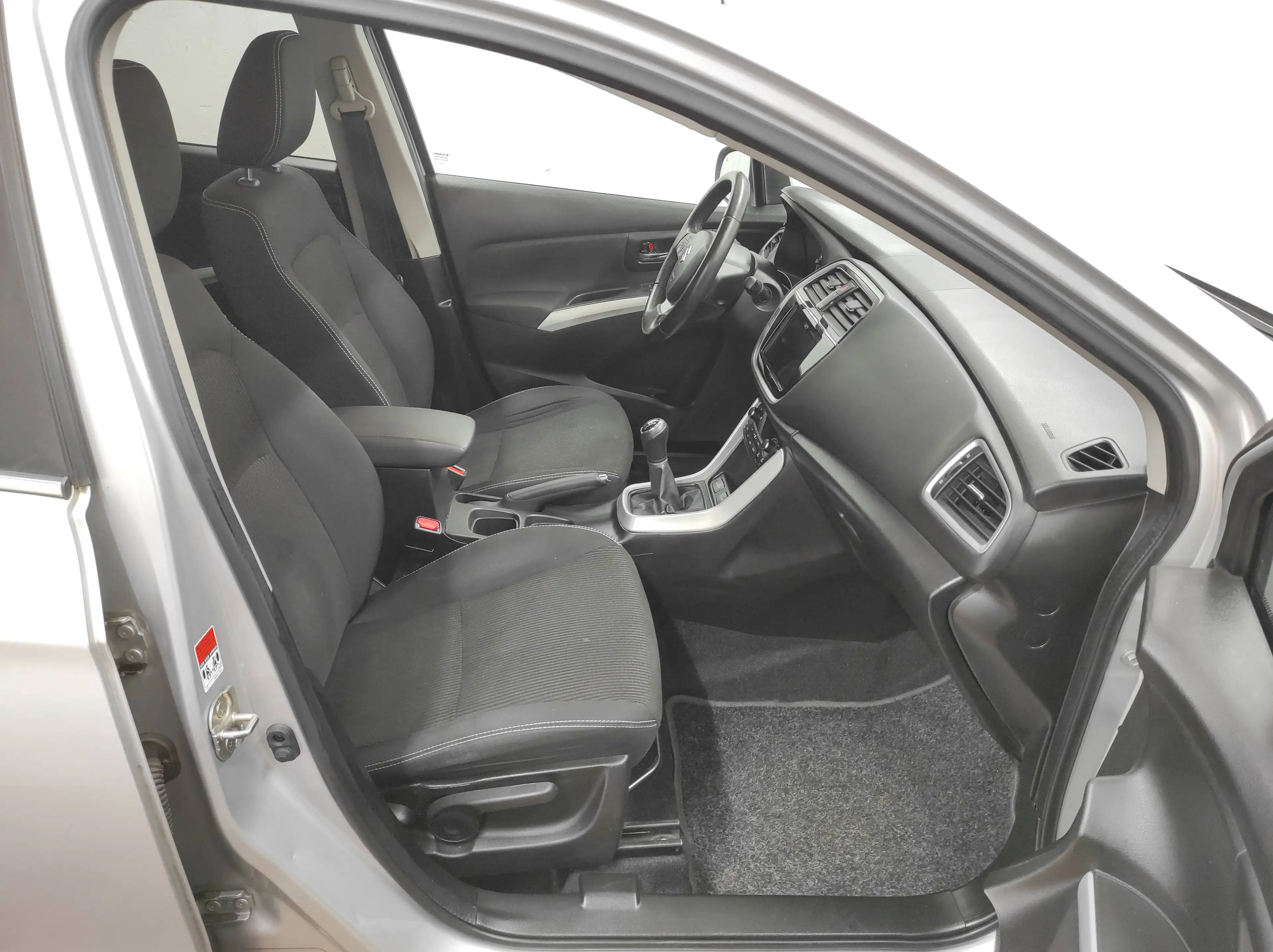 Suzuki SX4 S-Cross 1.0 EURO-6 KAMERA XENON SHZ PDC TEMP KLIMA 8-ALU — photo 10
