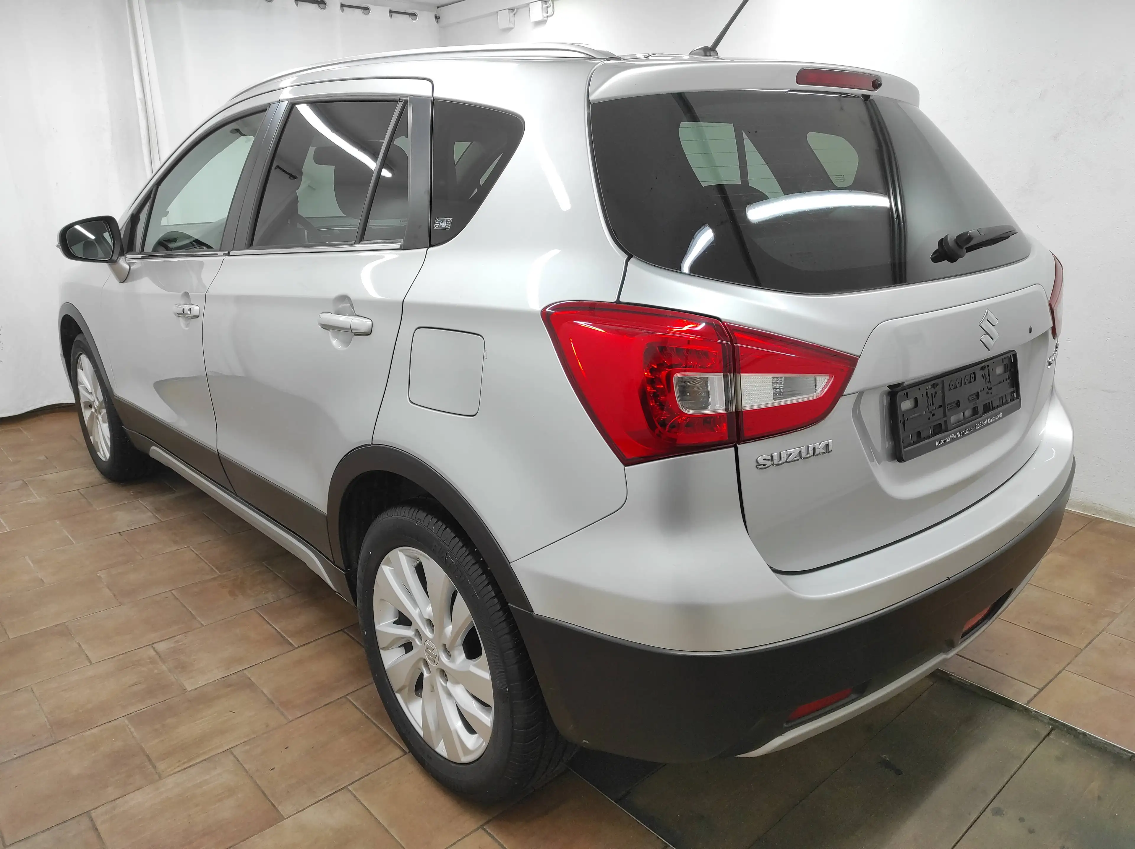 Suzuki SX4 S-Cross 1.0 EURO-6 KAMERA XENON SHZ PDC TEMP KLIMA 8-ALU — photo 6