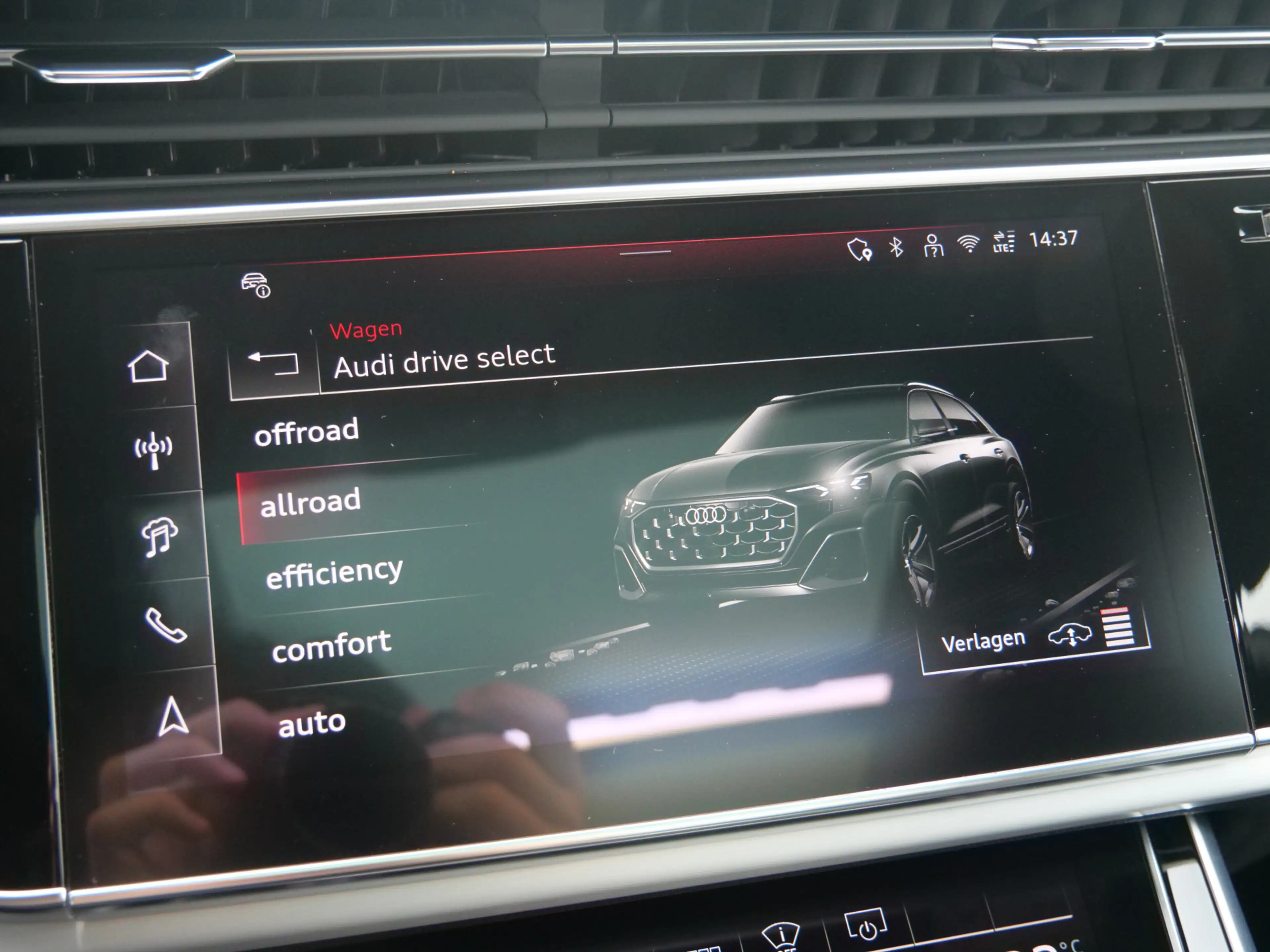 Audi Q8 55 TFSI e-hybrid quattro Black Line 394 Pk Automaa — photo 20