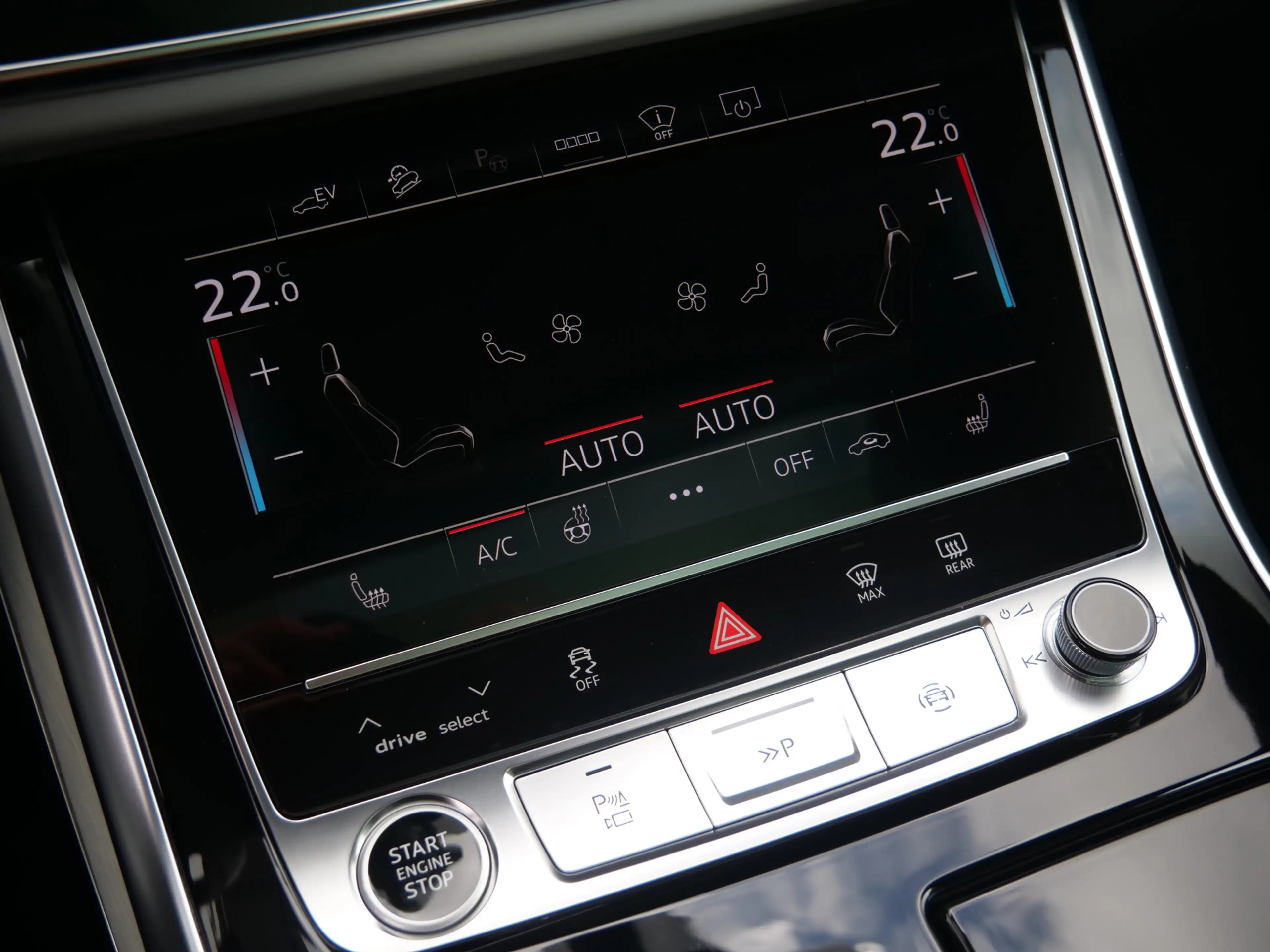Audi Q8 55 TFSI e-hybrid quattro Black Line 394 Pk Automaa — photo 22