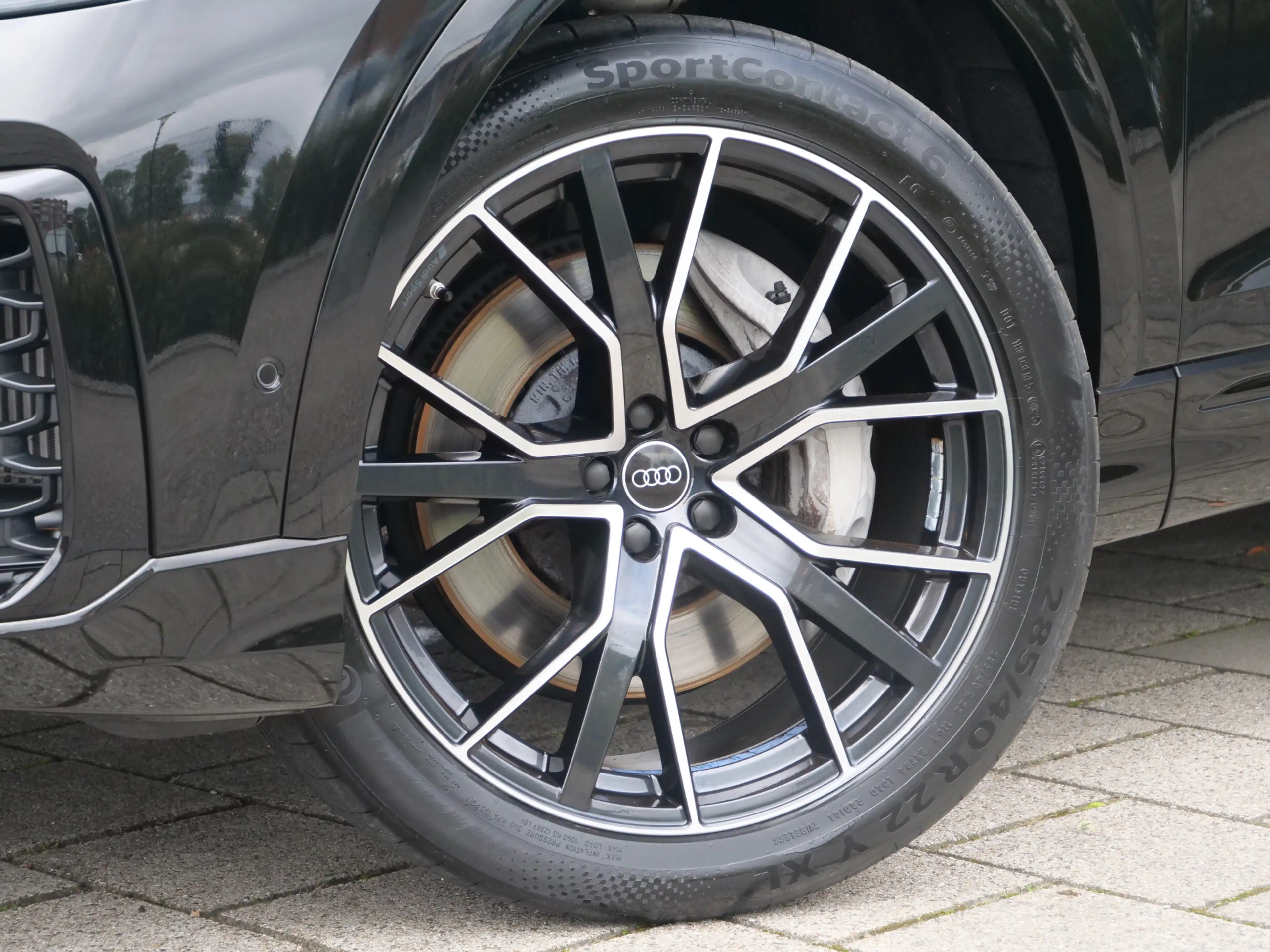 Audi Q8 55 TFSI e-hybrid quattro Black Line 394 Pk Automaa — photo 29