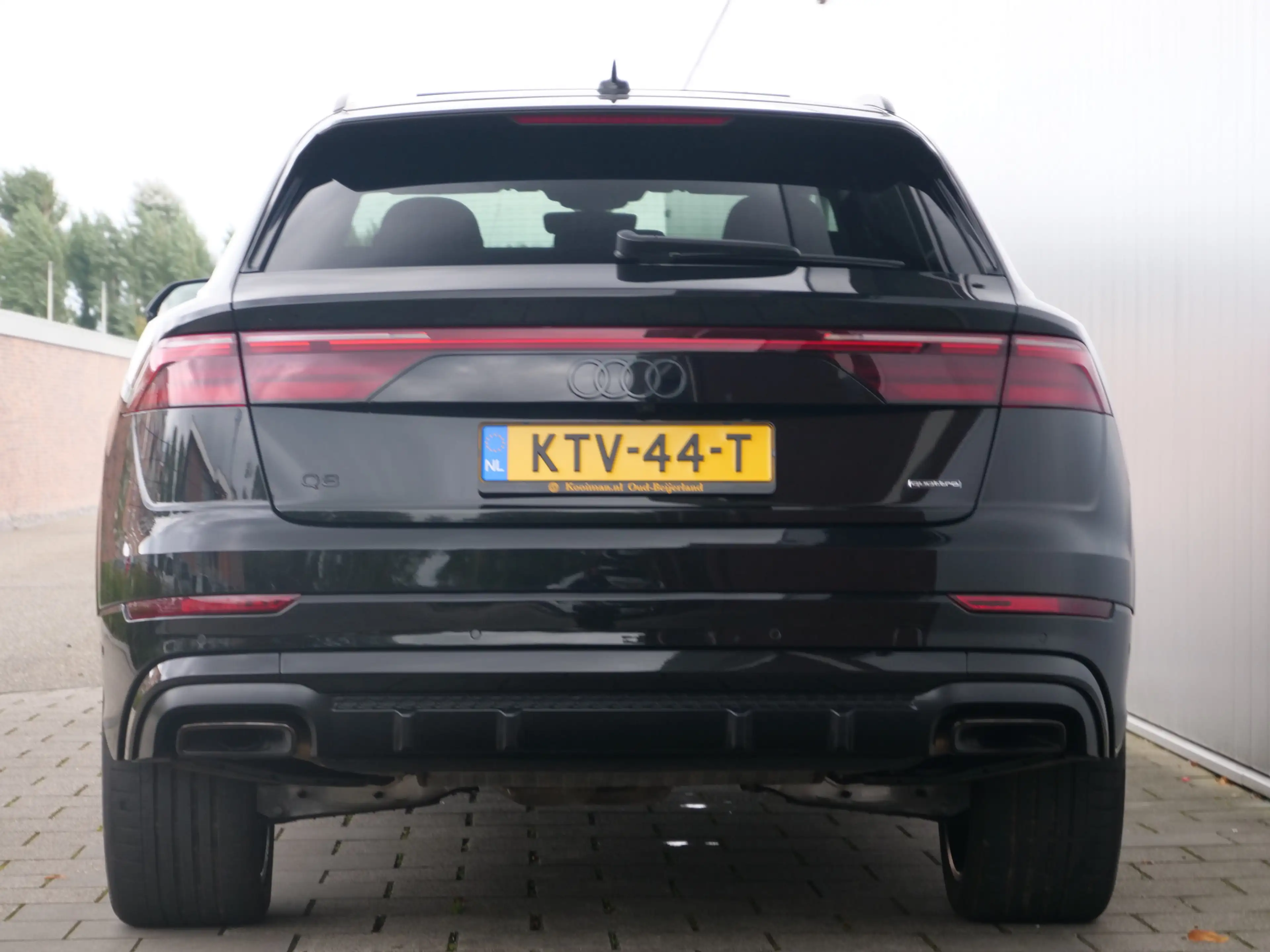 Audi Q8 55 TFSI e-hybrid quattro Black Line 394 Pk Automaa — photo 7