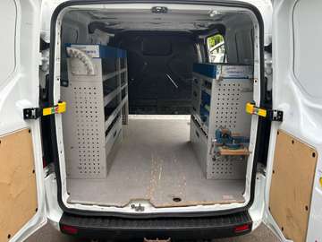 Regale Werkstatt Kamera AHK 2.5t