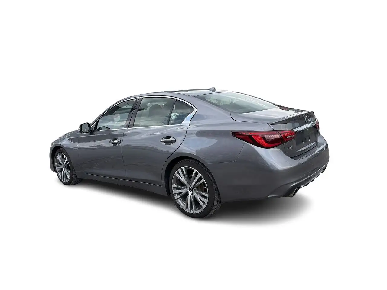 Infiniti Q50 снимка Infiniti Q50