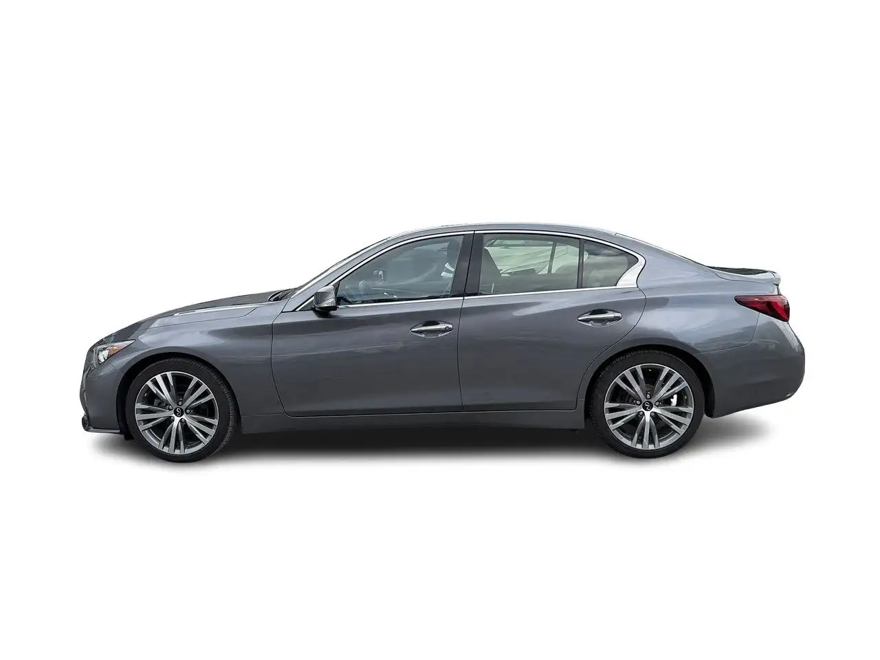 Infiniti Q50 снимка Infiniti Q50