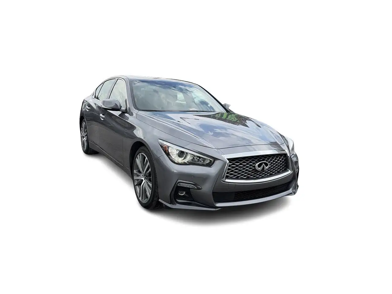 Infiniti Q50 снимка Infiniti Q50