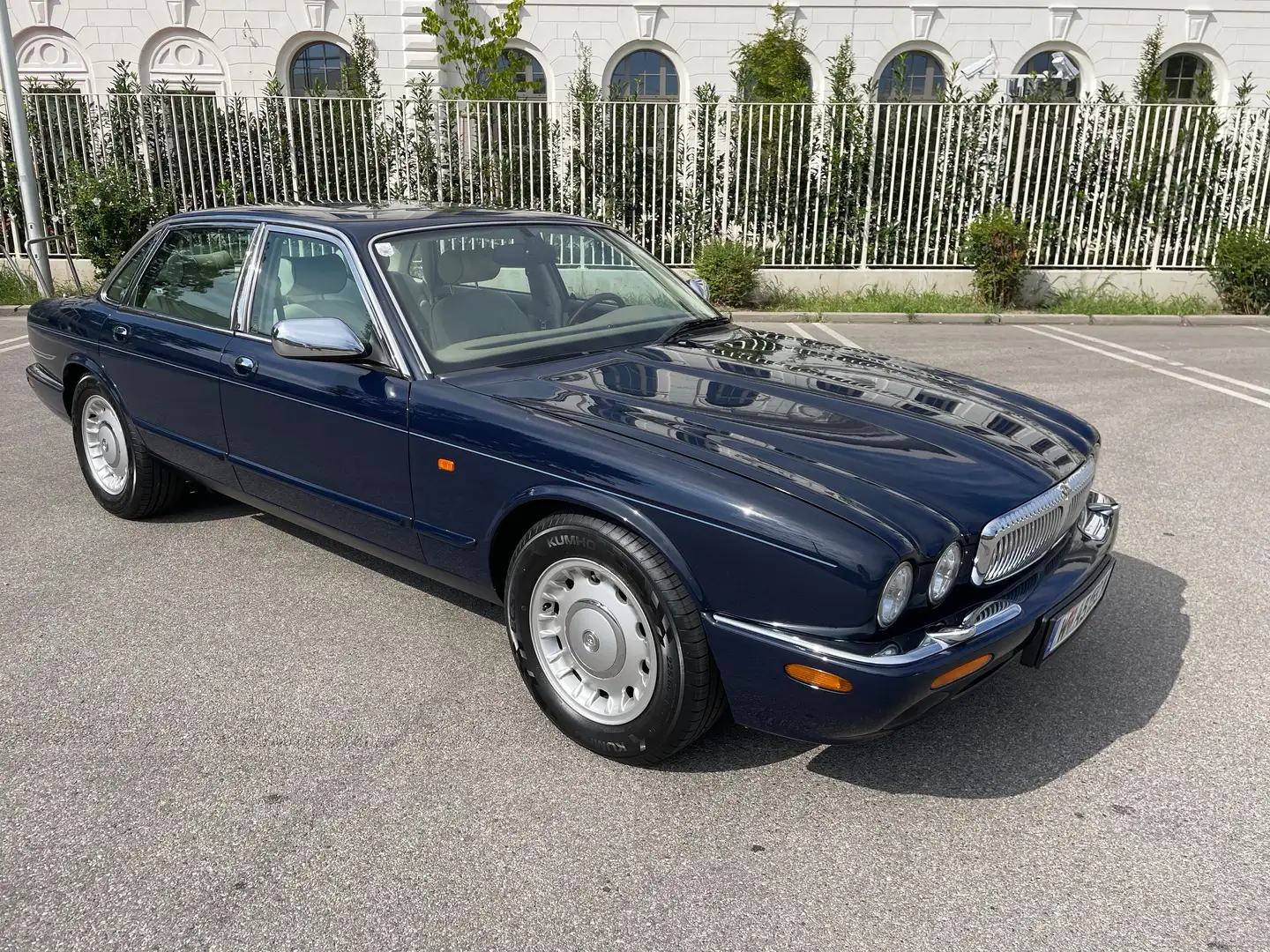 Jaguar Daimler Daimler V8 4,0 SWB - seltene Kurzversion Azul - 1