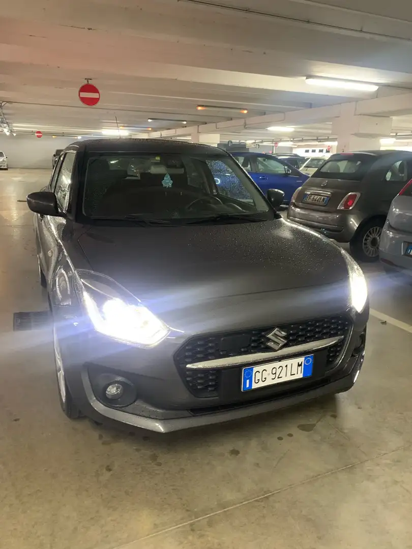 Suzuki Swift 1.2h Easy Top 2wd auto Grau - 1