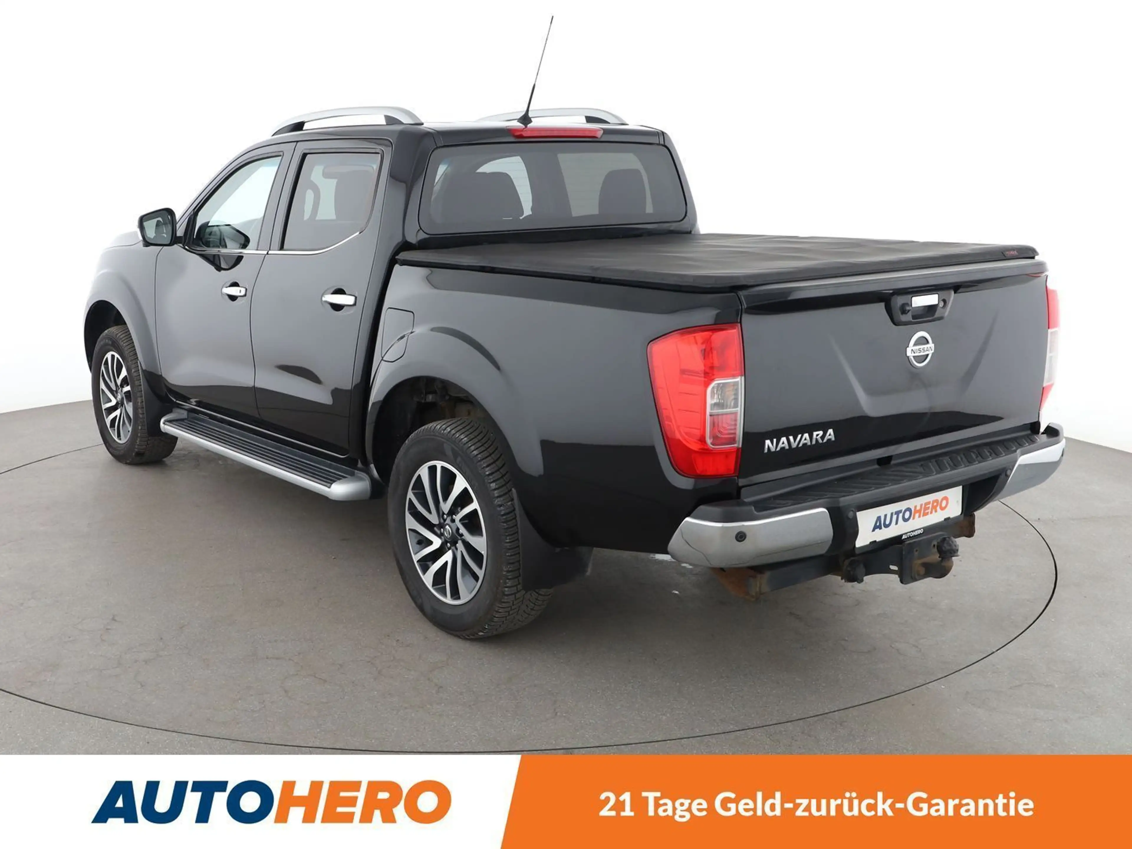 Nissan NP300 2.3 dCi Tekna Double Cab 4x4 Aut.*NAVI*PDC* — photo 4