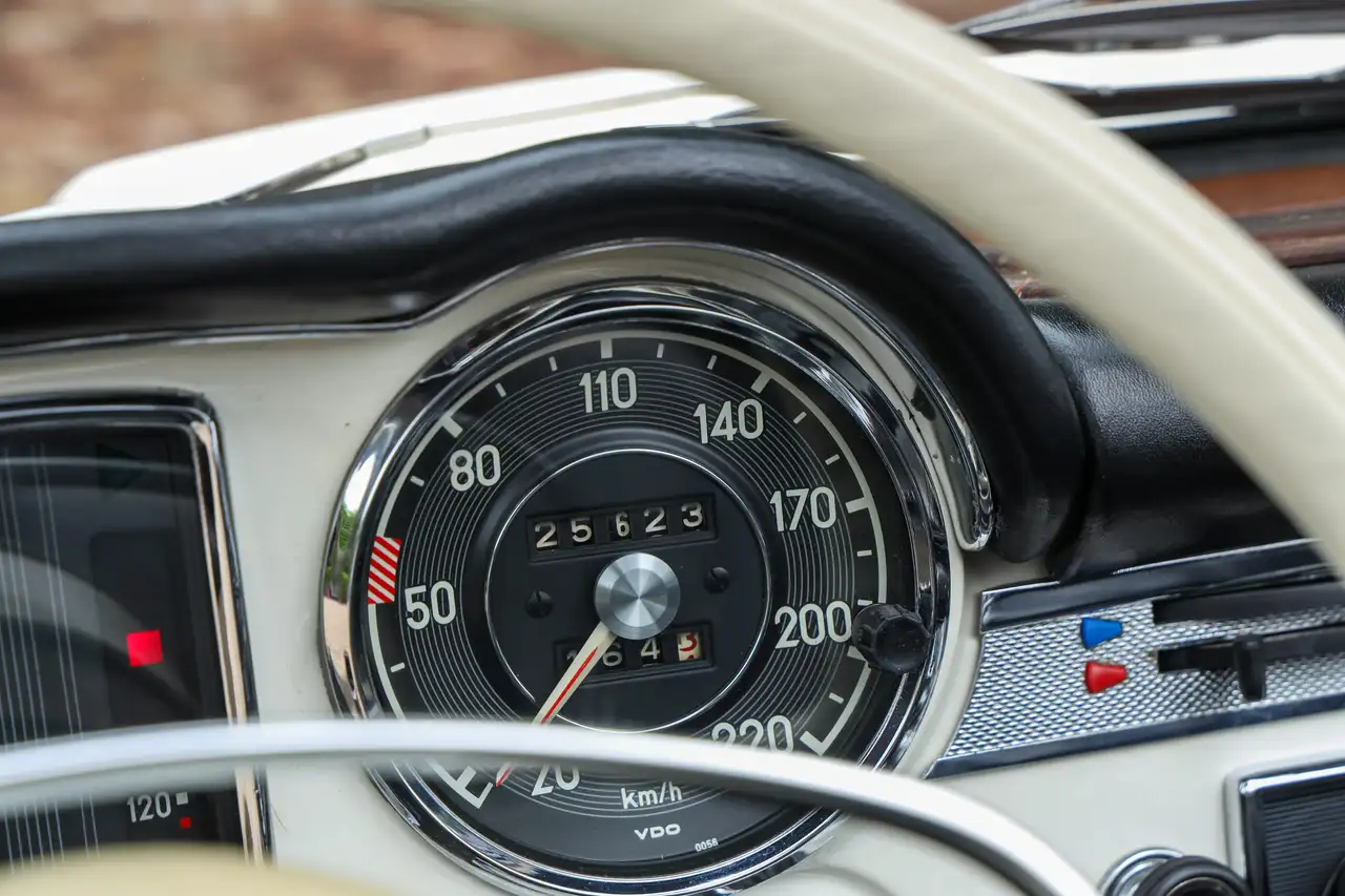 Mercedes-Benz SL 280 Pagode "Completely Data card correct” "Completely, foto 10