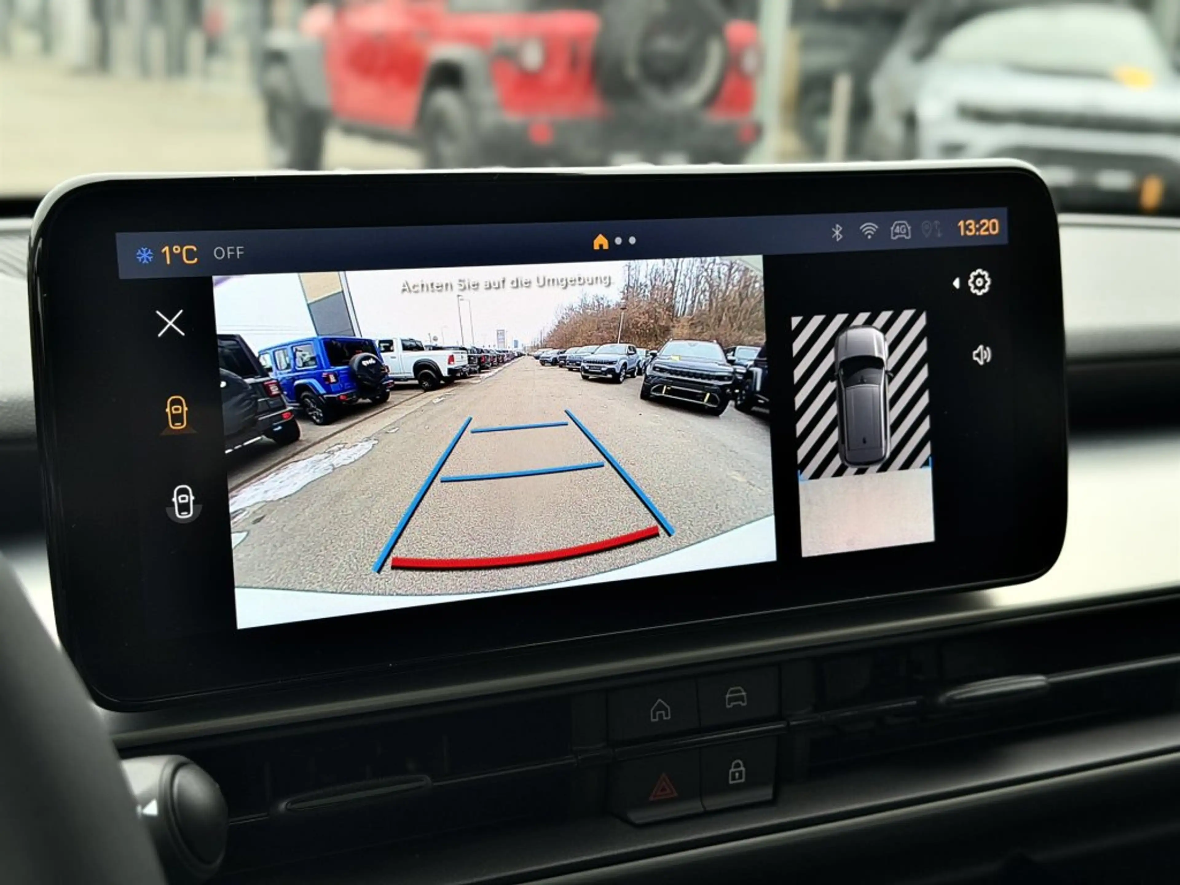Jeep Avenger e-Hybrid Altitude PANORAMADACH — photo 6