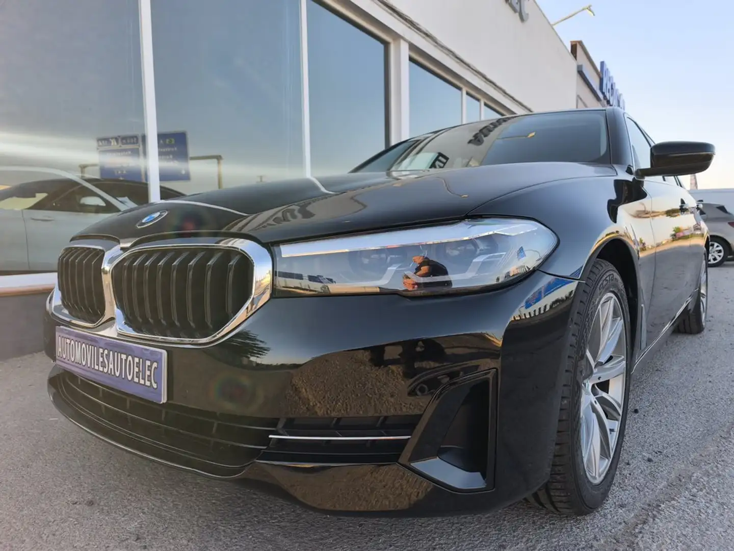 BMW 520 2.0 Automático 190 CV 520d Executive Negro - 1