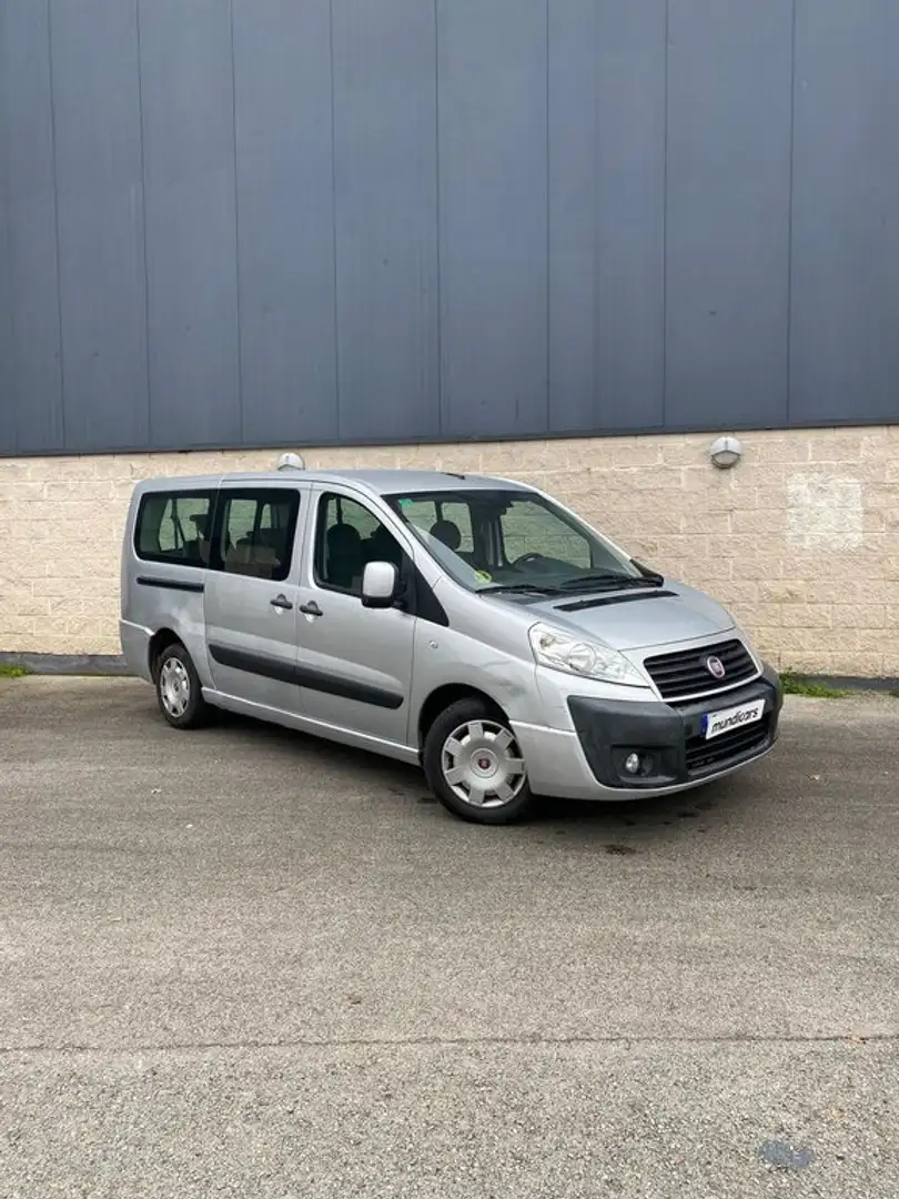 Fiat Scudo 2.0 JTDM Panorama Family L2H1 130 Multijet Gris - 2