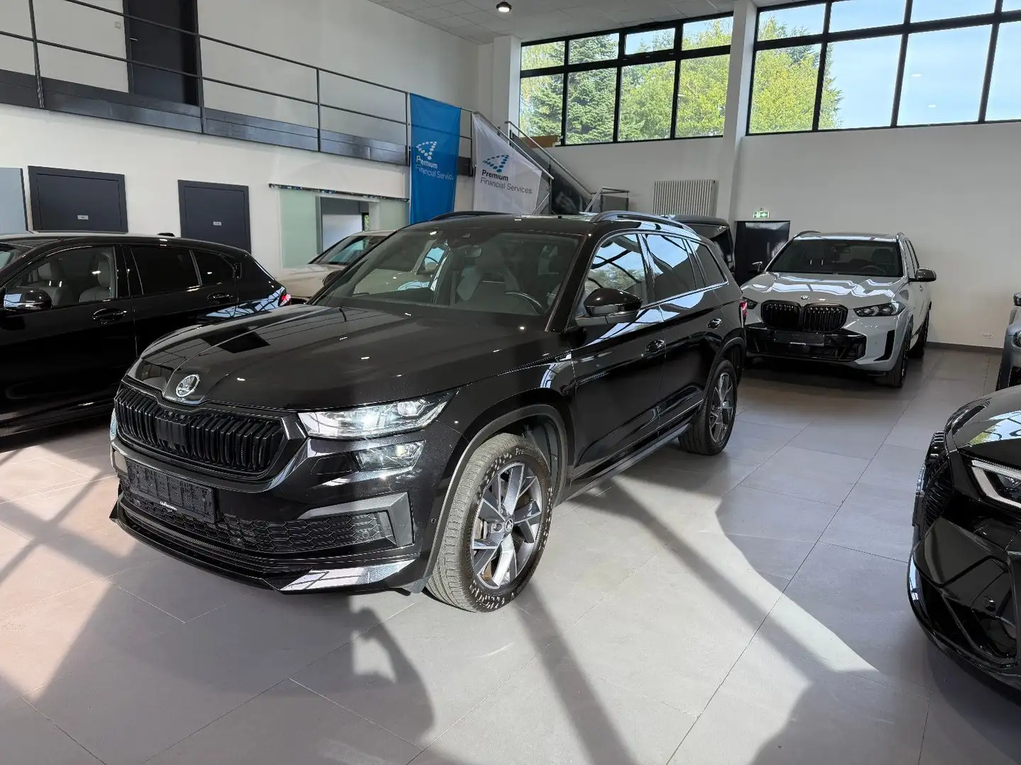 Skoda Kodiaq Sportline DSG 4x4 AID/PANO/MATRIX/AHK Noir - 1