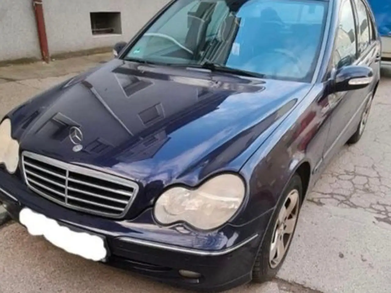 Mercedes-Benz C 320