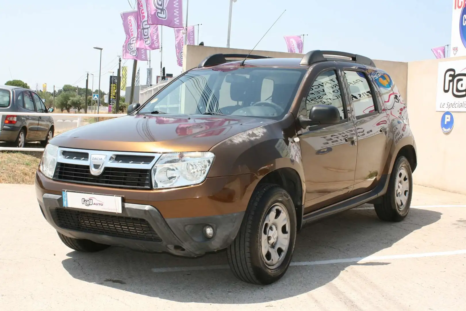 Dacia Duster 1.5 DCI 85CH LAUREATE 4X2 Brun - 1