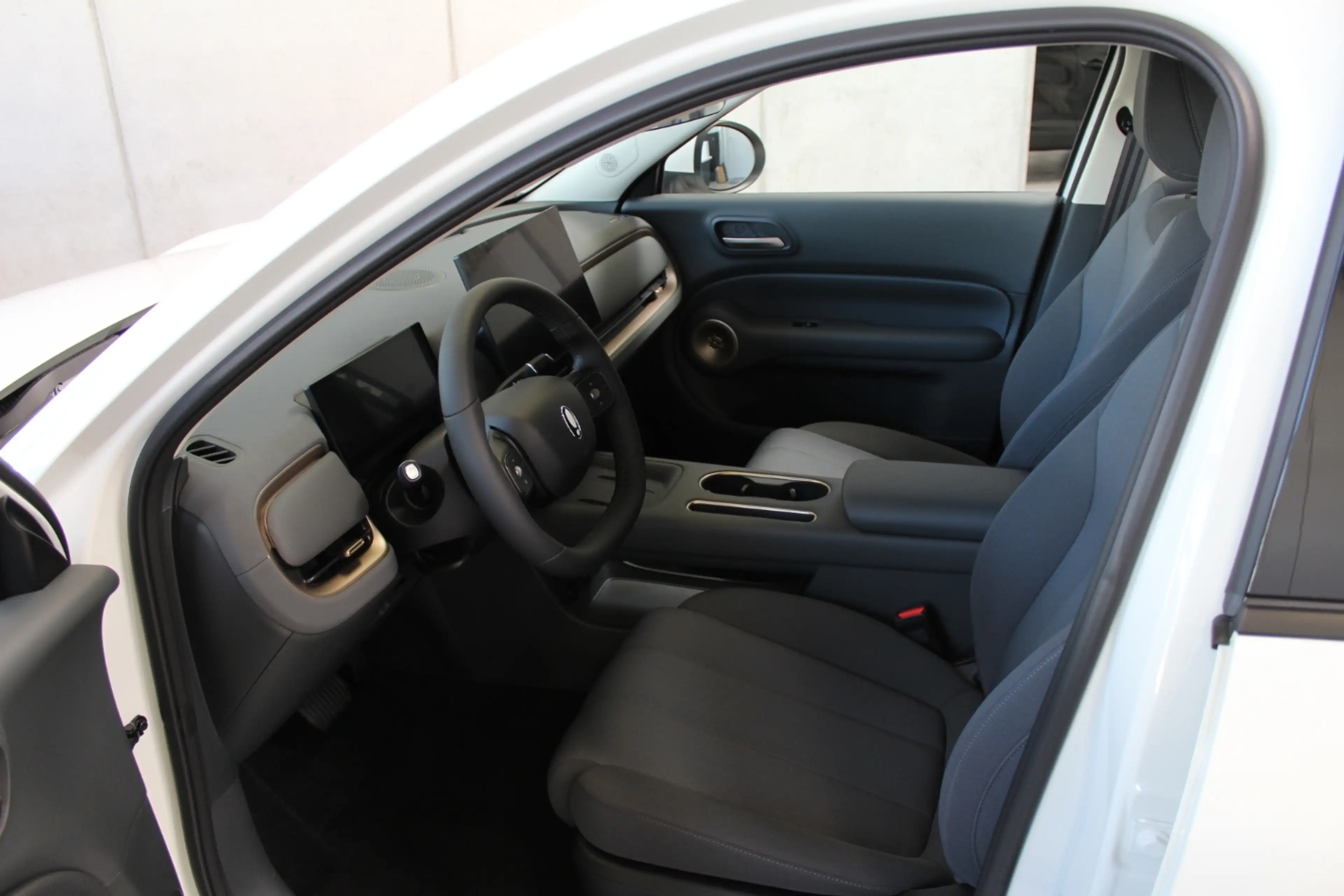 GWM ORA 5 SUV Premium 1.5 Turbo Automatik — photo 9