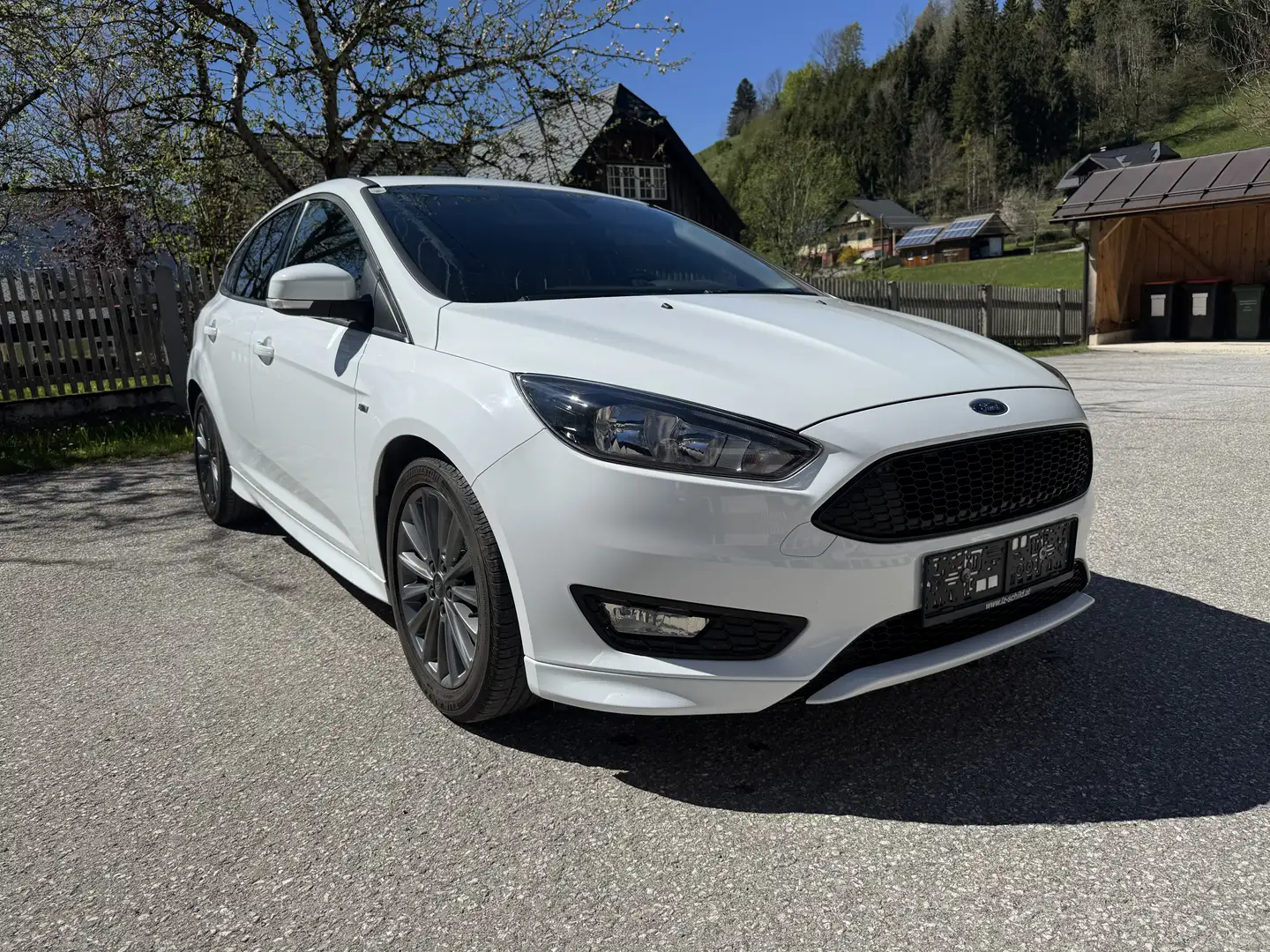 Ford Focus ST Line 1,0 EcoBoost 125PS - 1