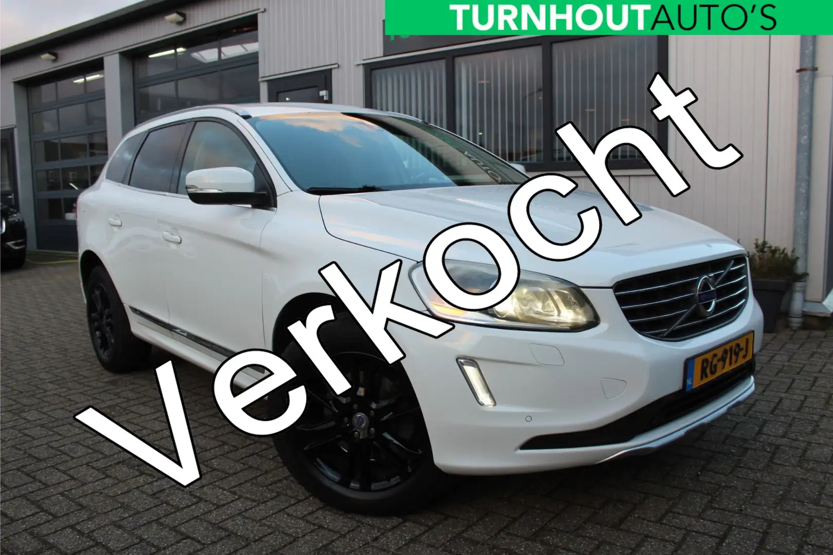 Volvo XC60 2.0 D3 Summum 5 CILINDER | Cam | Verwarmde stoelen Alb - 1