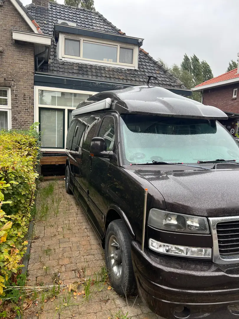 GMC Savana Explorer 2500 Brun - 2