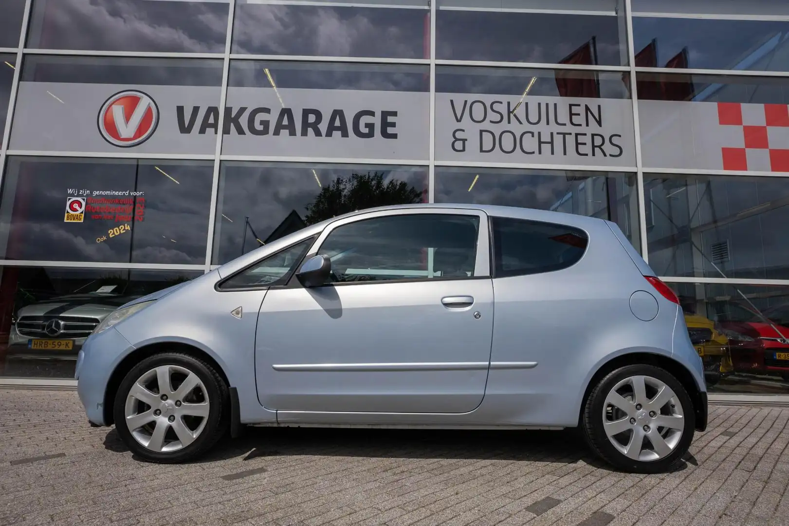 Mitsubishi Colt 1.1 Airco | Trekhaak Blauw - 2