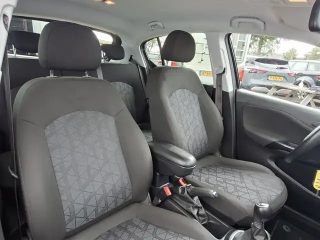 Opel Corsa view 4