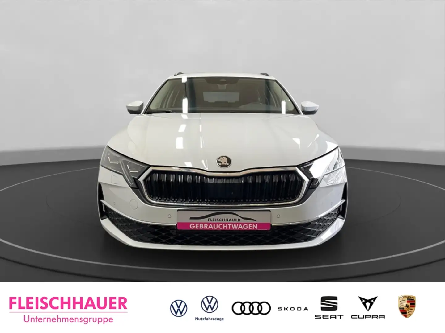 Skoda Octavia Combi 1.5 TSI Selection 360 Kamera LED Navi DAB An Weiß - 2