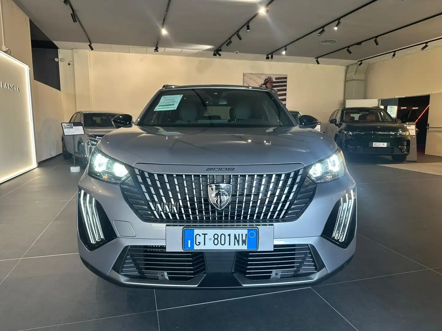 Peugeot 2008 1.2 puretech Allure s&s 100cv Grigio - 2