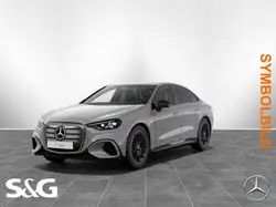 Mercedes-Benz C 400 4M E AMG MBUX+360°+DIG LED+Pano+AHK+Night