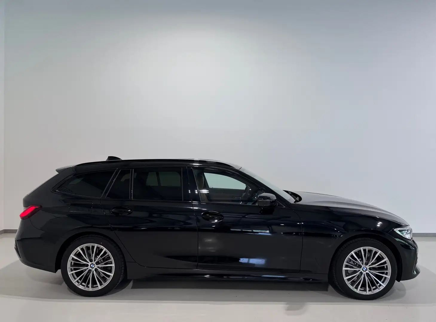 BMW 330 e xDrive G21 Aut/Sport-Line/HEAD-UP/ACC/H&K/360*Gr Negro - 2