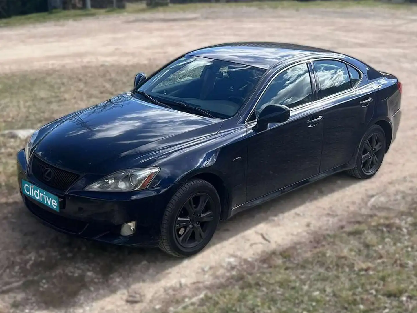 Lexus IS 220d President Blau - 2