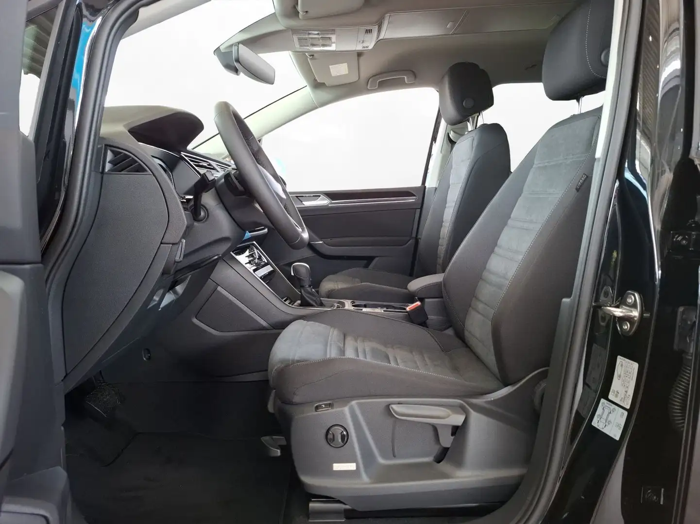 Volkswagen Touran Highline 150 PS DSG | AHZV | LED | Sthzg Schwarz - 2
