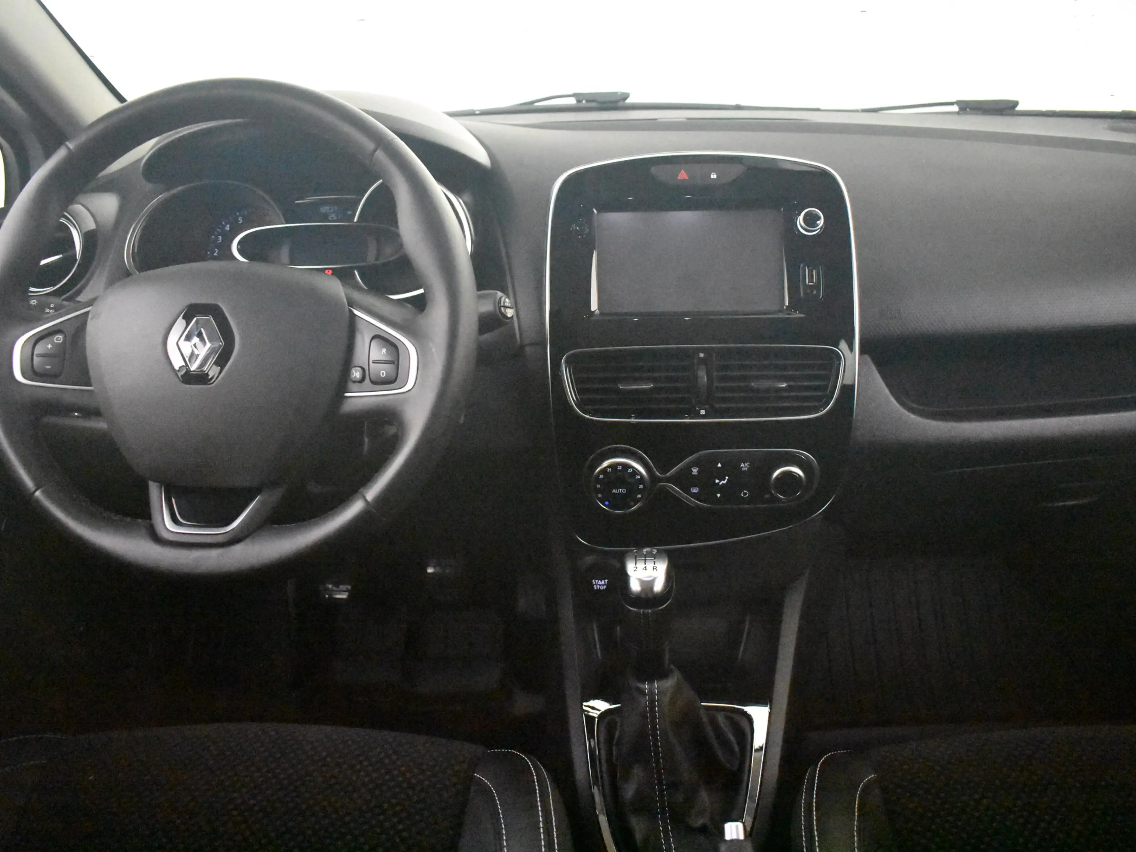 Renault Clio 0.9 TCe Intens | Dealer onderhouden | Climate cont — photo 4