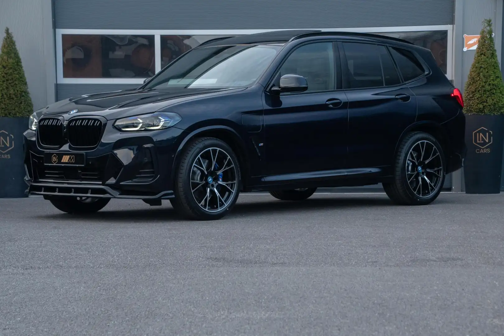 BMW X3 xDrive30e M-Sport | Sportstoelen | Pano | DAB | Noir - 1