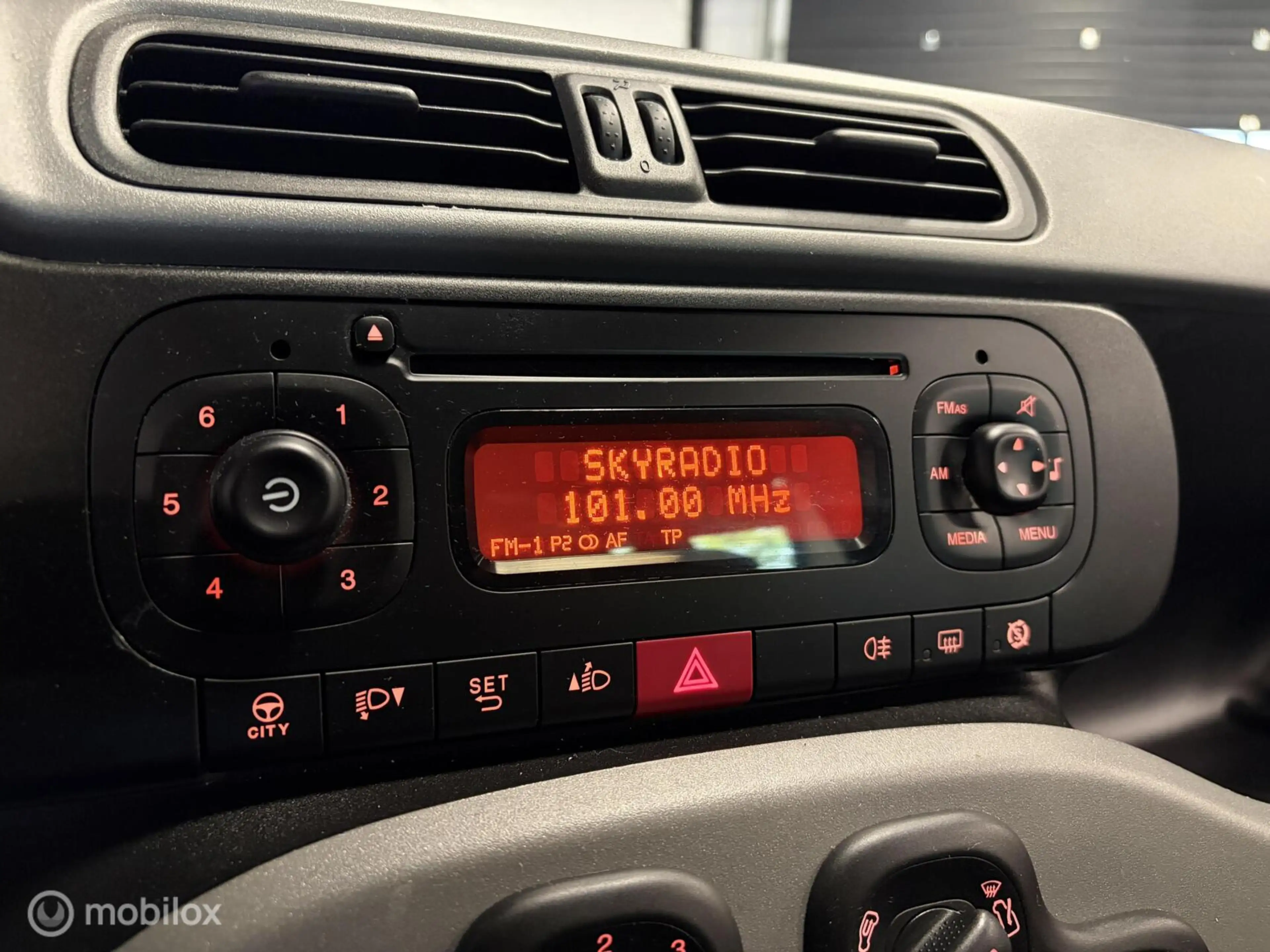 Fiat Panda 0.9 TwinAir Edizione Cool AIRCO / LMV / DEALER OND — photo 8