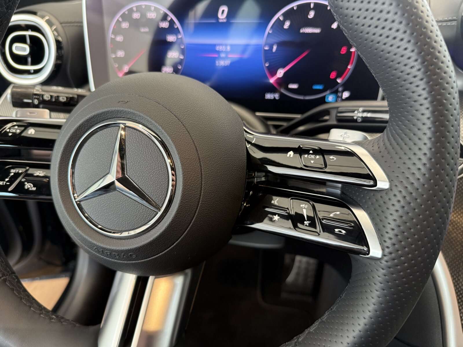 Mercedes-Benz C 220