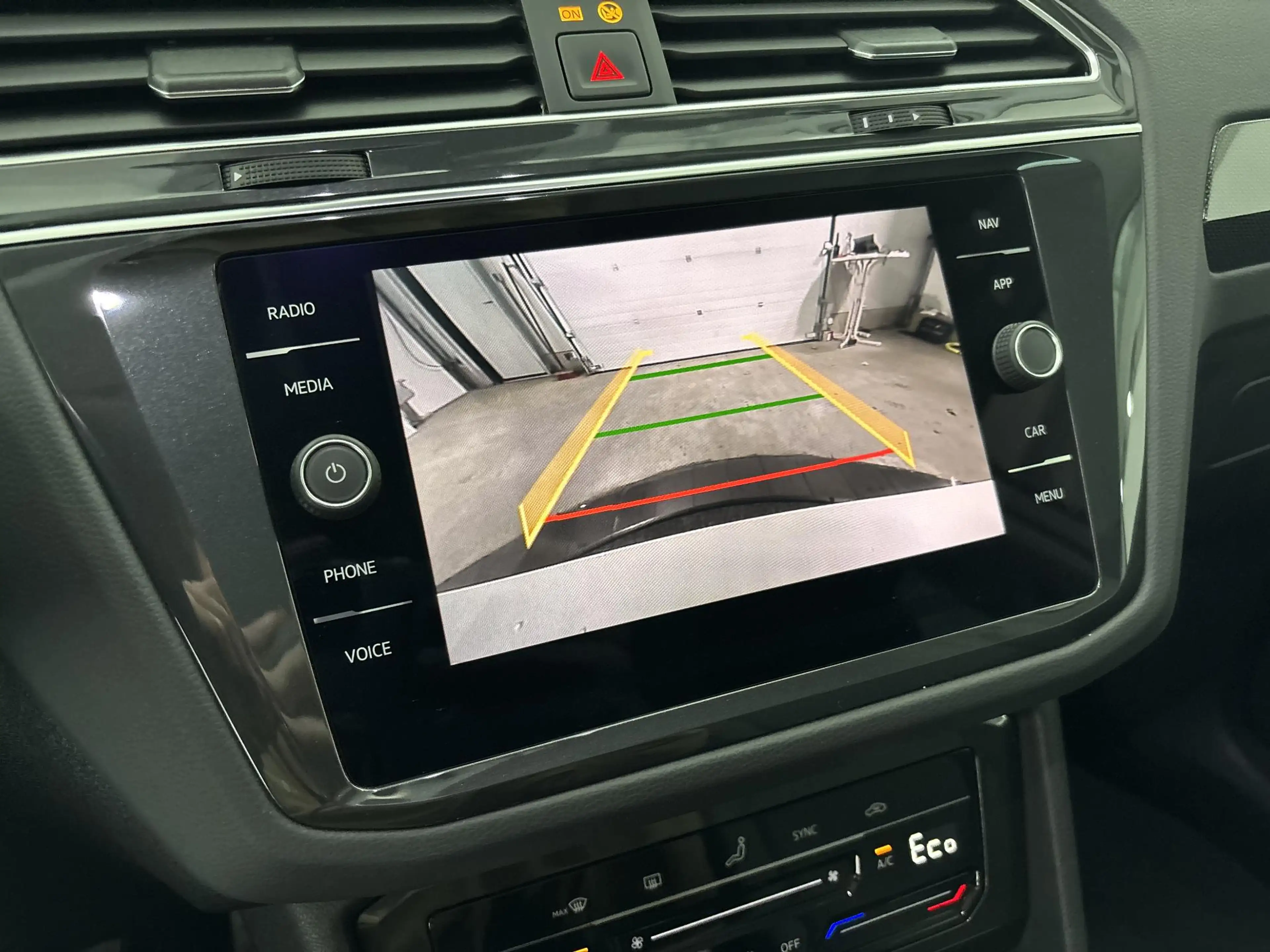 Volkswagen Tiguan 1.4 TSI eHybrid Life | ALL-IN PRIJS | CARPLAY | AD — photo 18