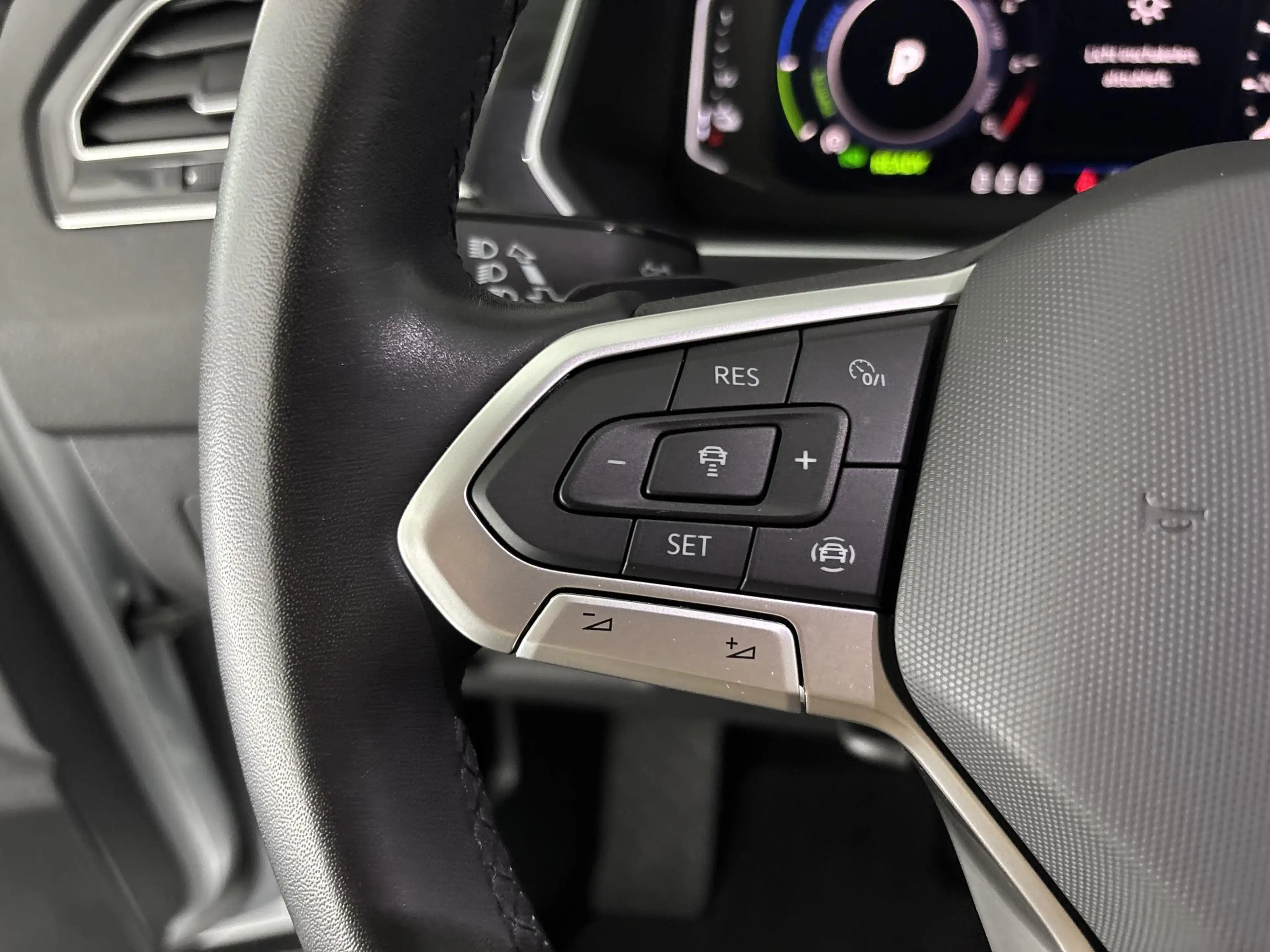 Volkswagen Tiguan 1.4 TSI eHybrid Life | ALL-IN PRIJS | CARPLAY | AD — photo 16
