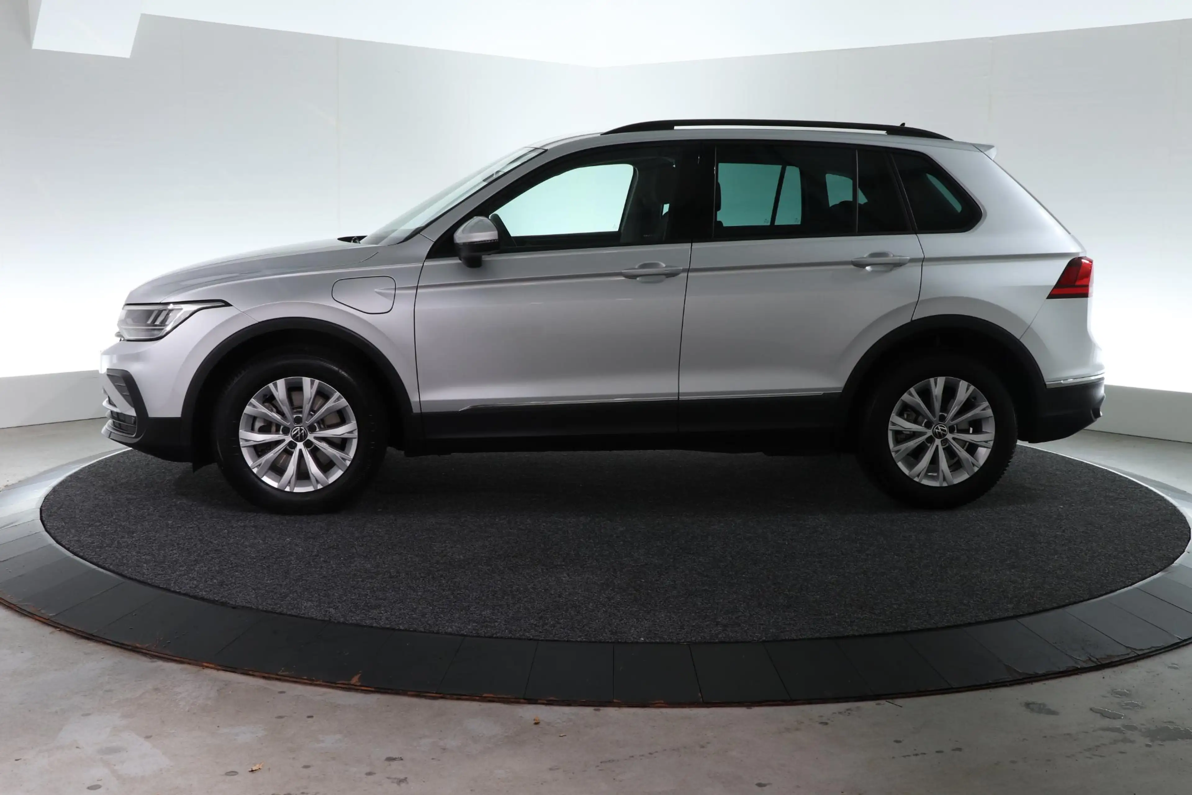 Volkswagen Tiguan 1.4 TSI eHybrid Life | ALL-IN PRIJS | CARPLAY | AD — photo 7