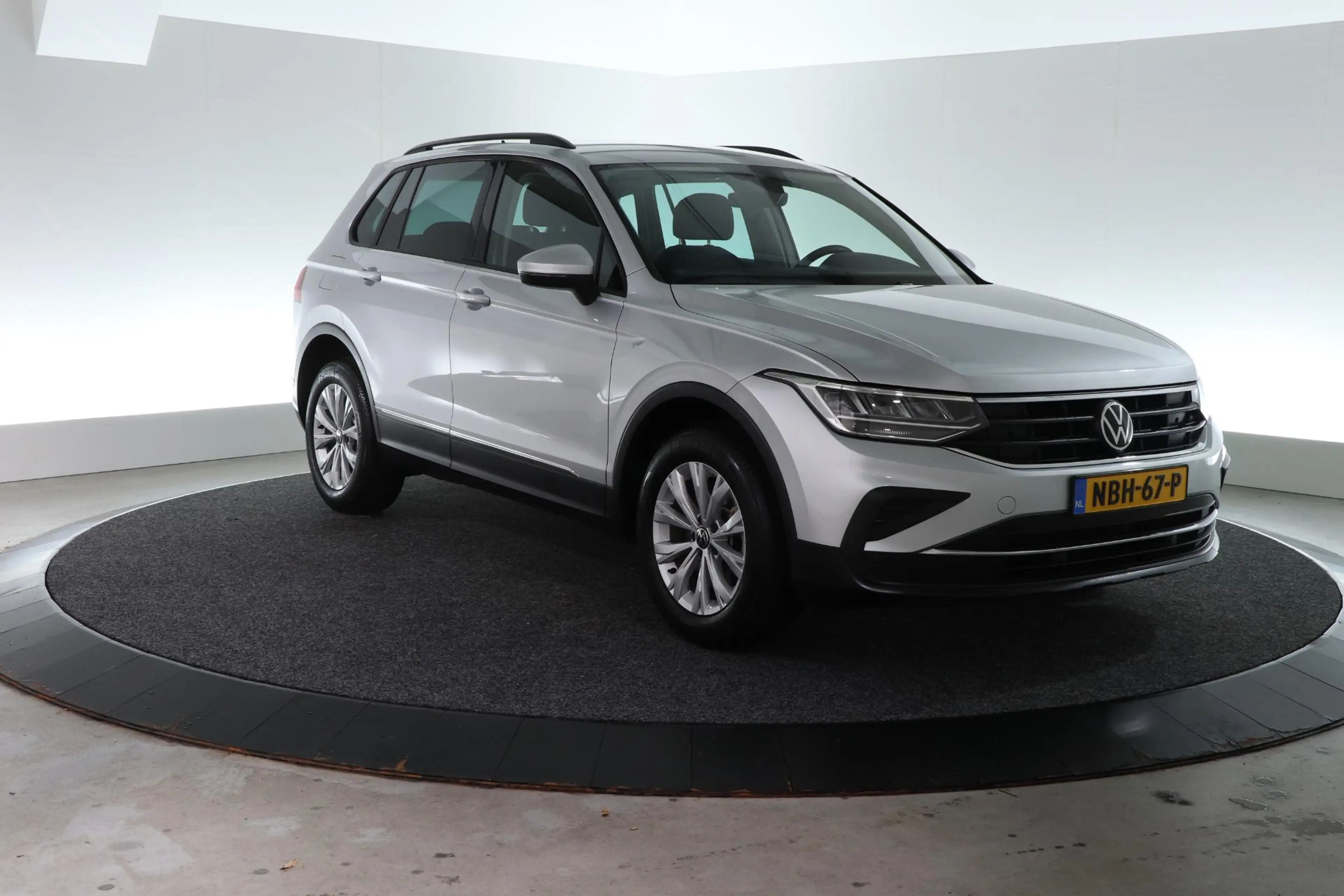 Volkswagen Tiguan 1.4 TSI eHybrid Life | ALL-IN PRIJS | CARPLAY | AD — photo 14