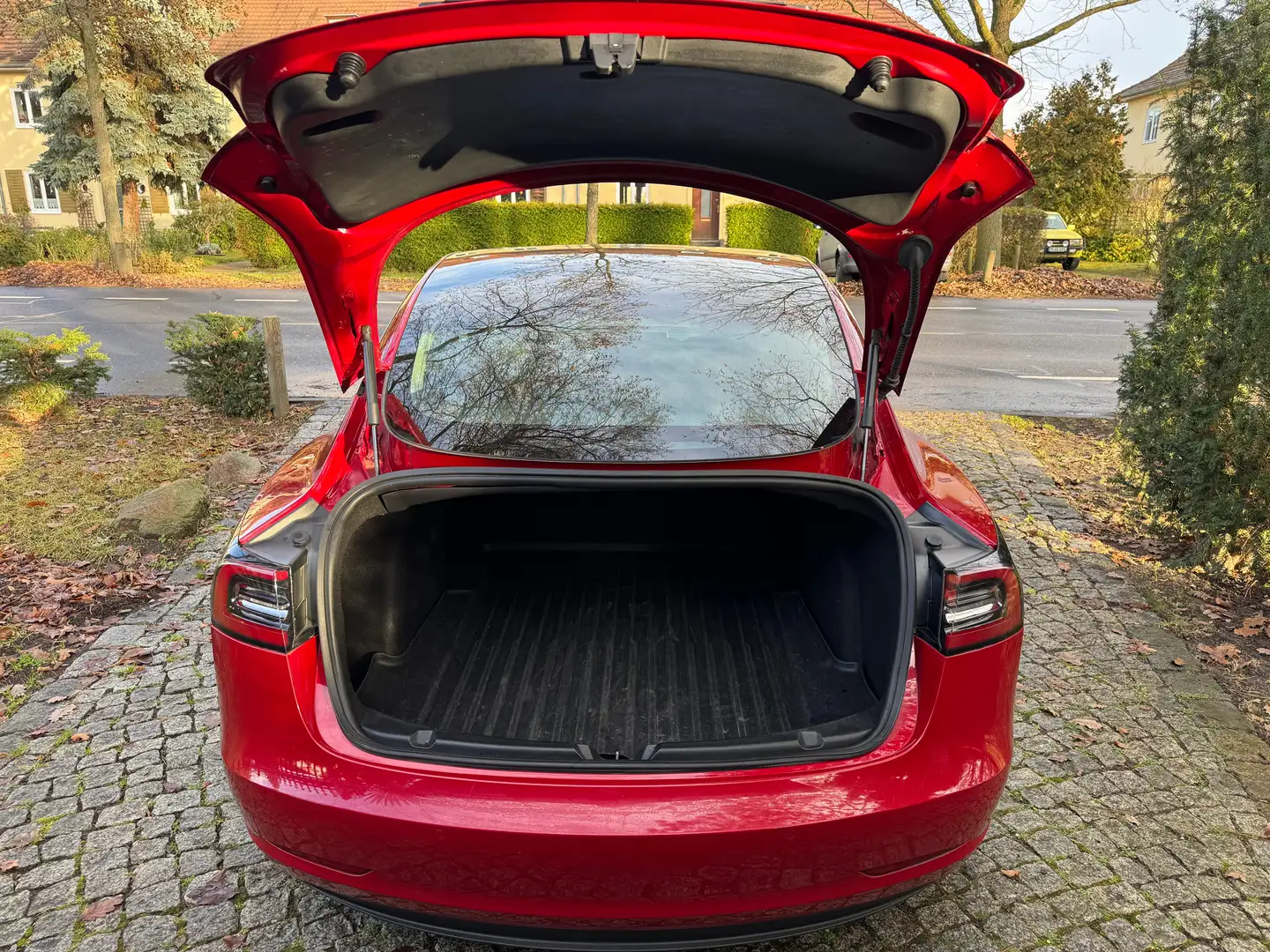 Tesla Model 3 Model 3 Allradantrieb Dual Motor Performance Roşu - 1