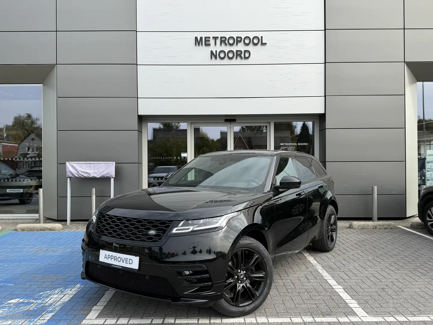 Land Rover Range Rover Velar P250 R-Dynamic S Noir - 1