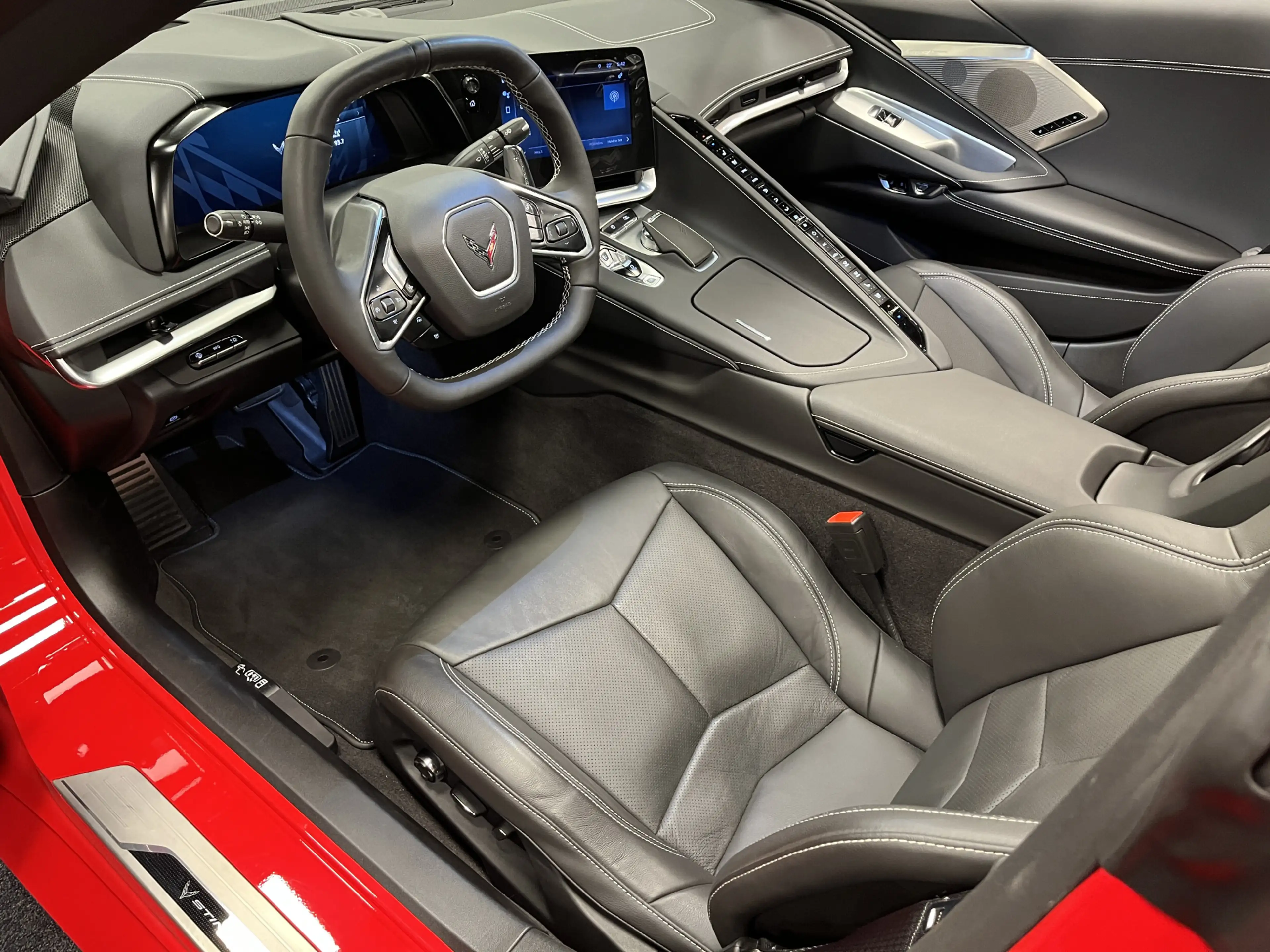 Chevrolet Corvette C8 6.2 V8 Stingray Coupe LT2 Z51 497PK — photo 2