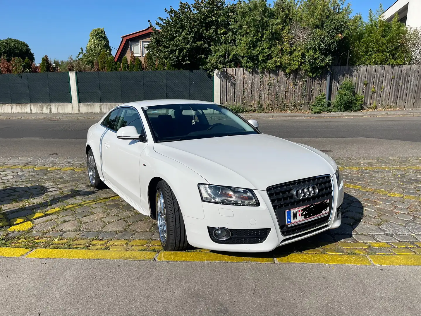 Audi A5 Coupé 2,0 T FSI Aut. - 2