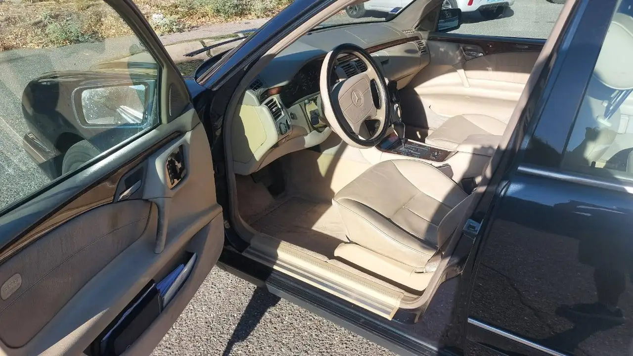 Mercedes-Benz E 200 Elegance, foto 8
