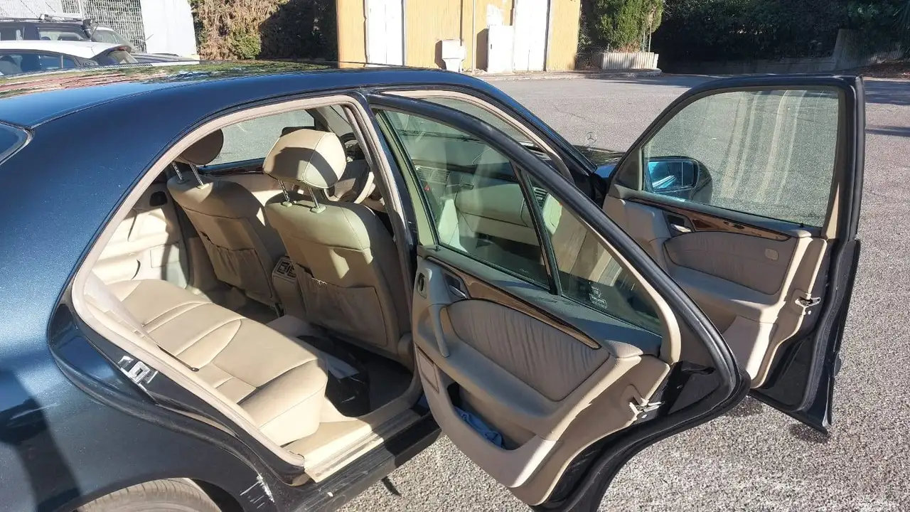 Mercedes-Benz E 200 Elegance, foto 9