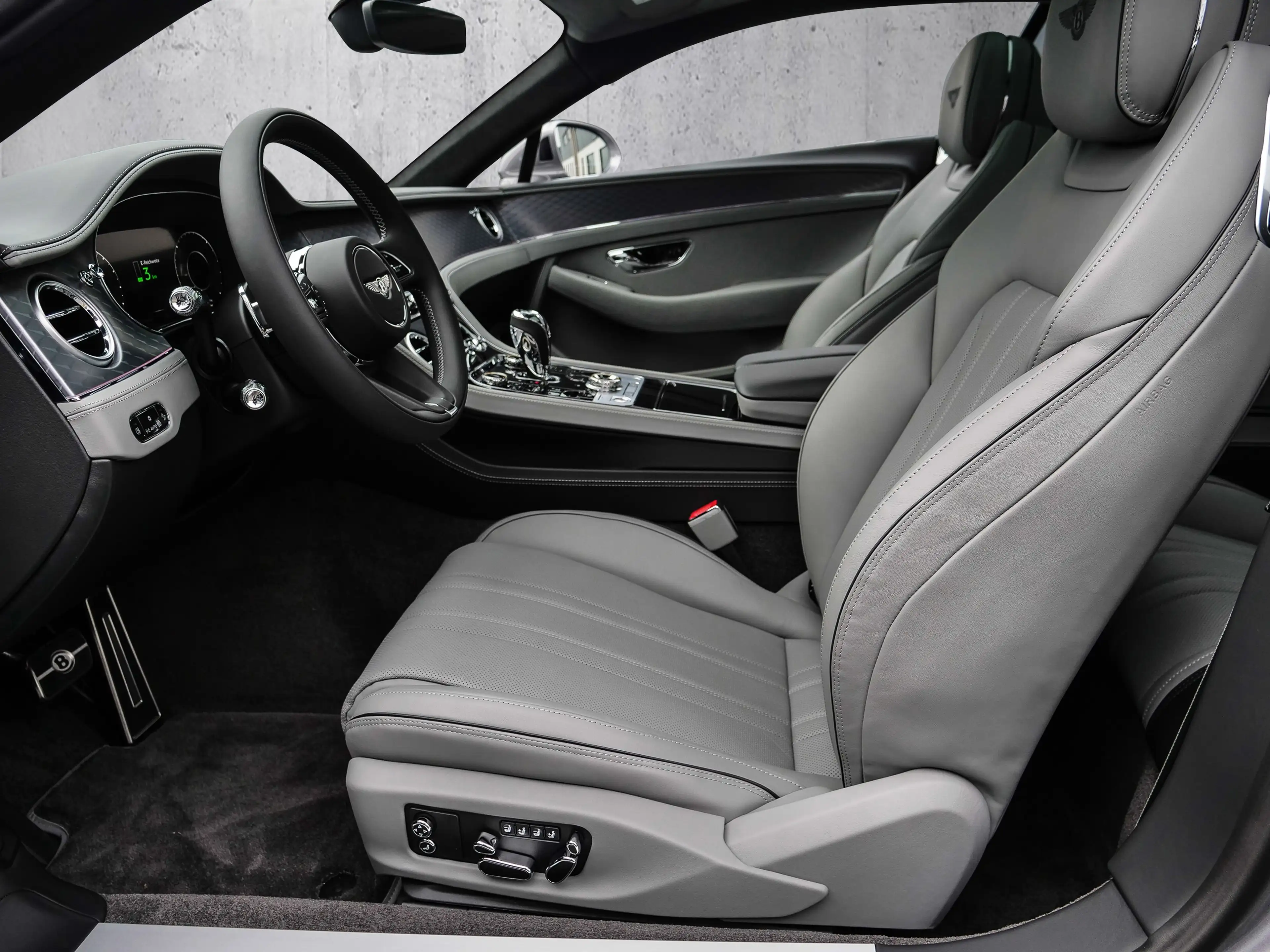 Bentley Continental GT Bang & Olufsen, Front Seat Comfort — photo 9