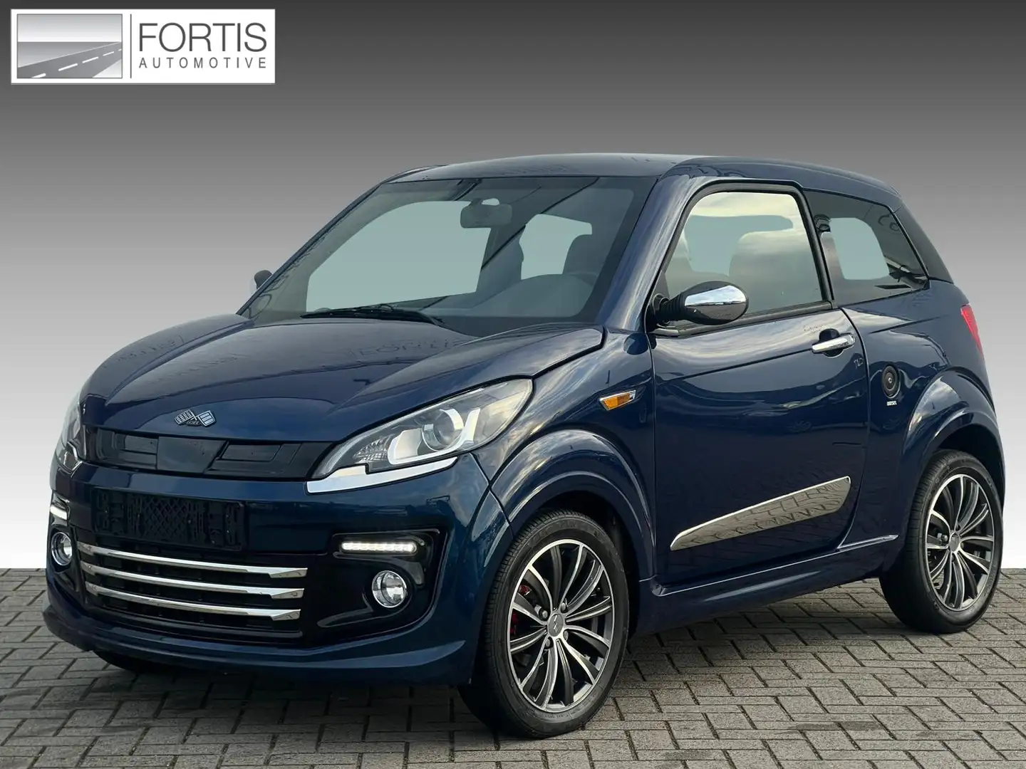 Ligier JS 50 L Club LEDER | AIRCO | CAMERA | Azul - 1