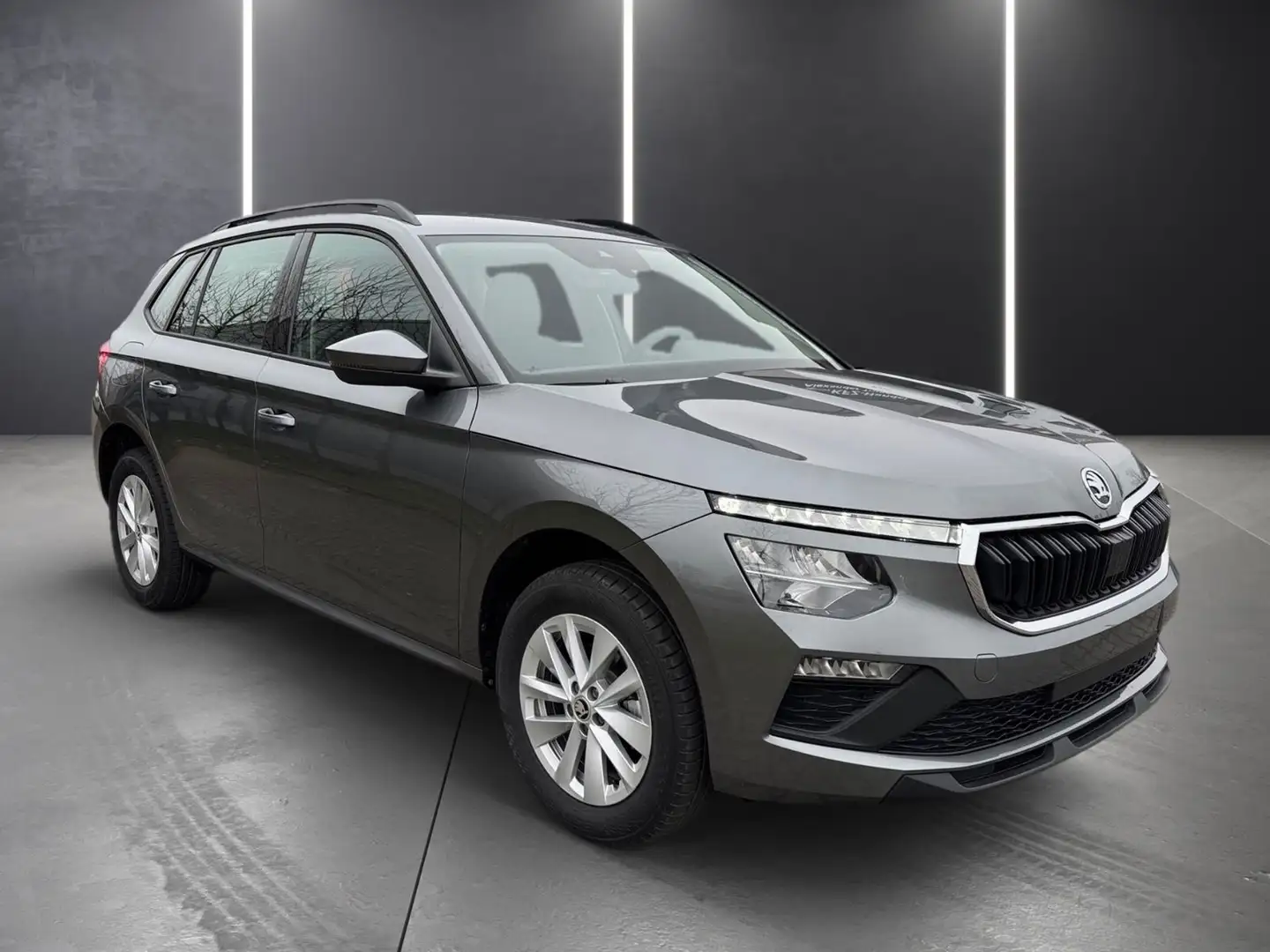 Skoda Kamiq 1.0 TSI DSG CarPlay SHZ Klima 5J Garantie Gris - 2